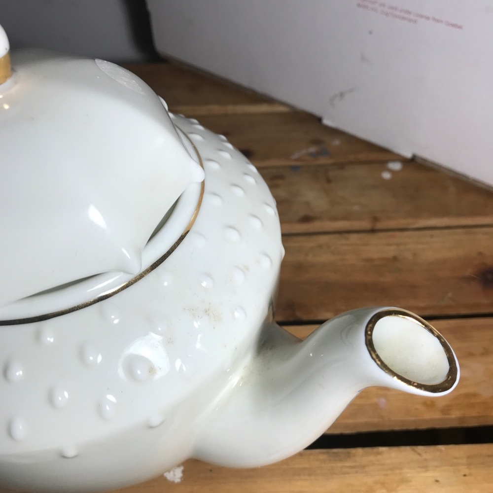 Hummel Stormy Weather Porcelain Tea Set - Picture 11 of 16